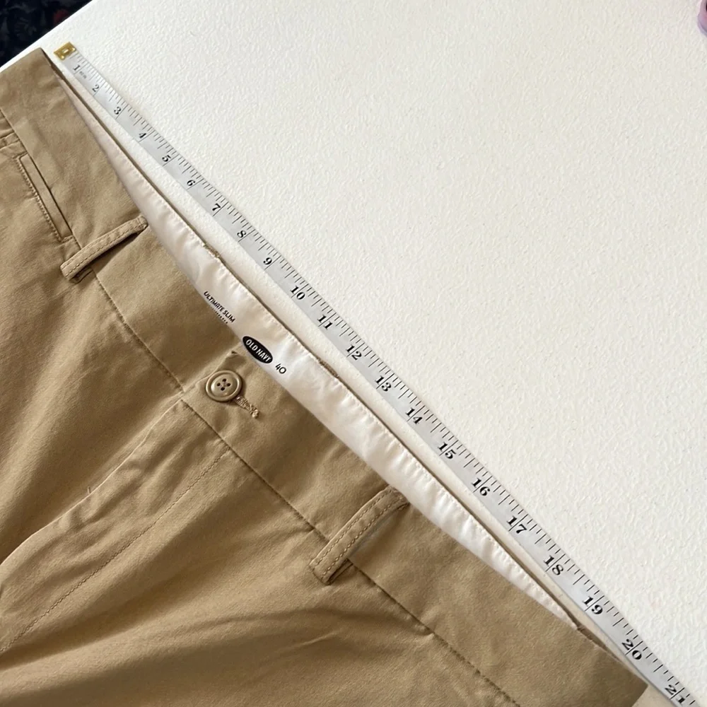 Old Navy Tan Ultimate Slim Flat Front Shorts Sz 40